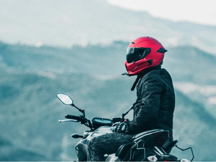 Helmet Camera Mount Tips for Motorcyclists | 2025 Guide